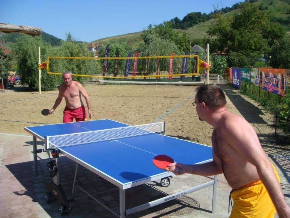 Holiday Vendeghaz Es Szabadidokert Jardanhaza Kültér fotó
